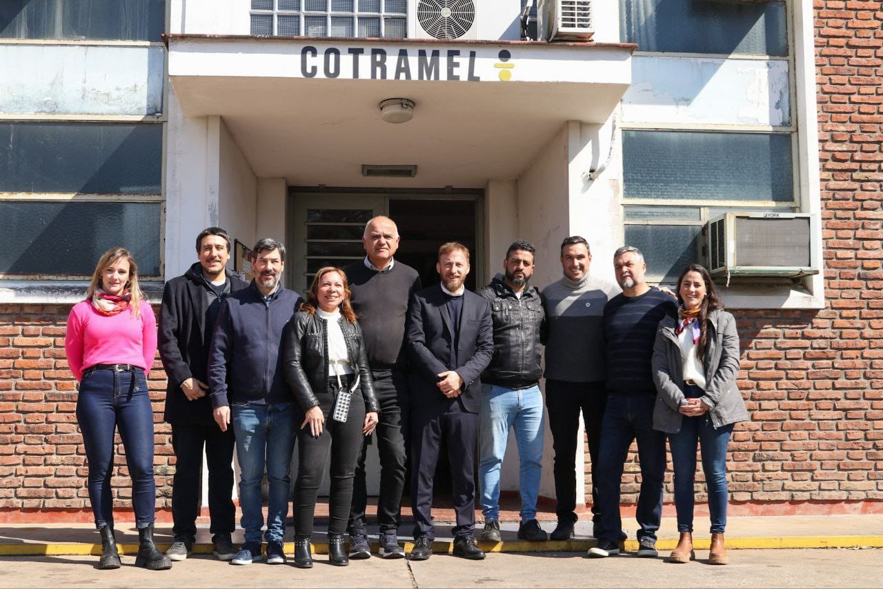 El presidente del IPAC visita la Cooperativa de Trabajo Metalúrgica Lavallol en Lomas de Zamora