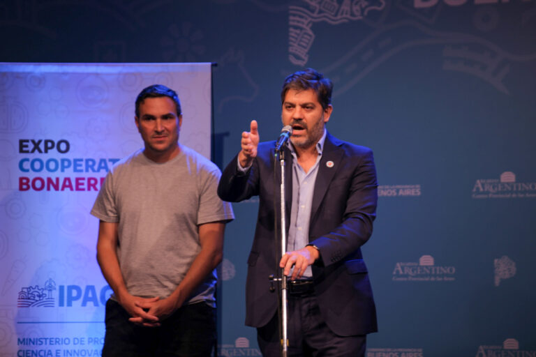 Carli Bianco, Ministro de Gobierno de la Provincia junto al Presidente del IPAC, Gildo Onorato